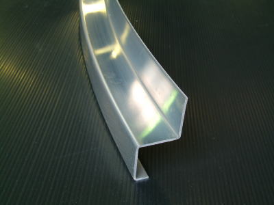 アルミ角パイプ・スチールチャンネル・アルミてすり材