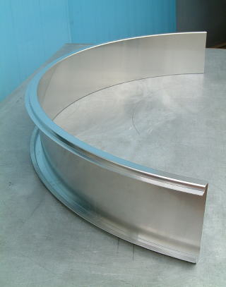 アルミ板曲げ物（約250×35）　800Ｒ　建築関連